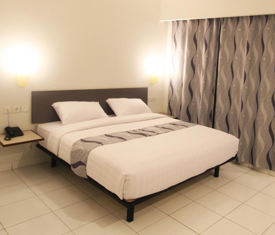 Hotel Koening Cirebon Eksteriør bilde
