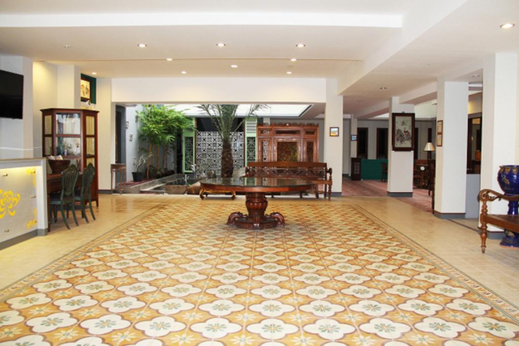 Hotel Koening Cirebon Eksteriør bilde