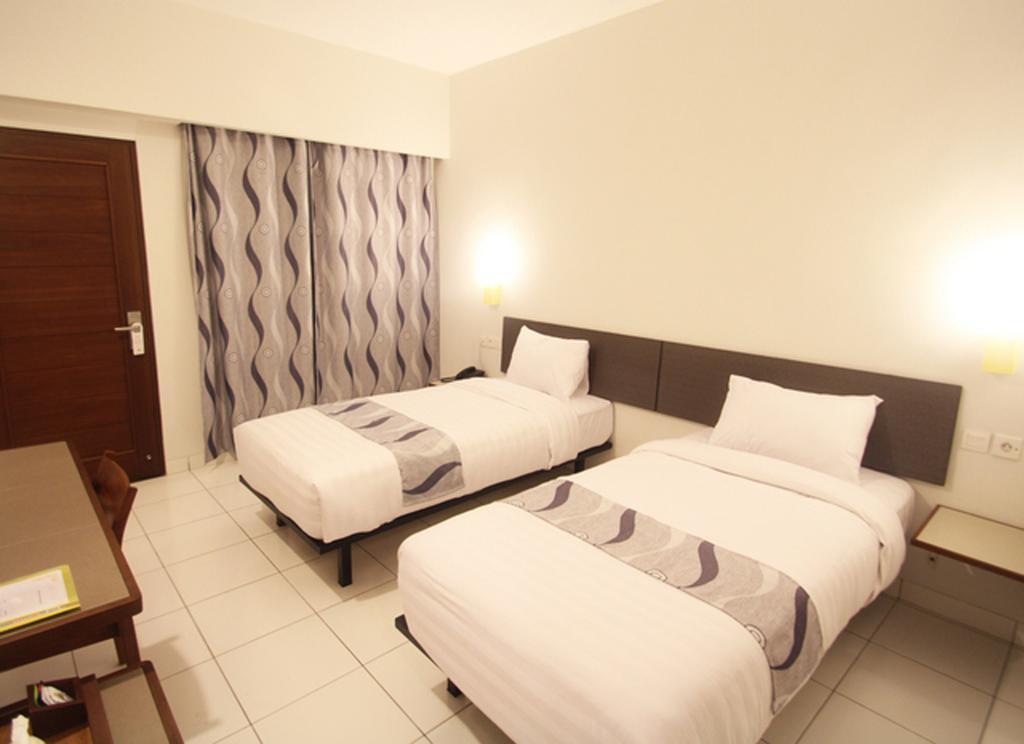 Hotel Koening Cirebon Rom bilde